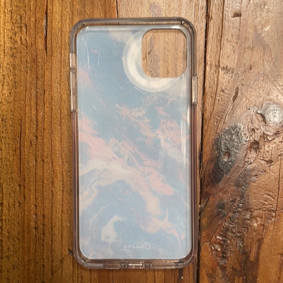 iPhone 11 Pro Max phone case VGUC - Picture 8 of 9